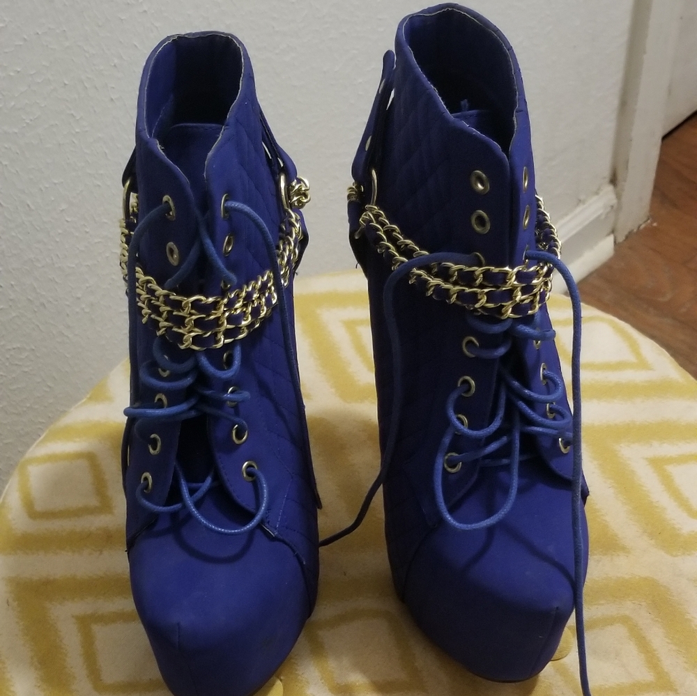 Booties - Picture 3 of 3